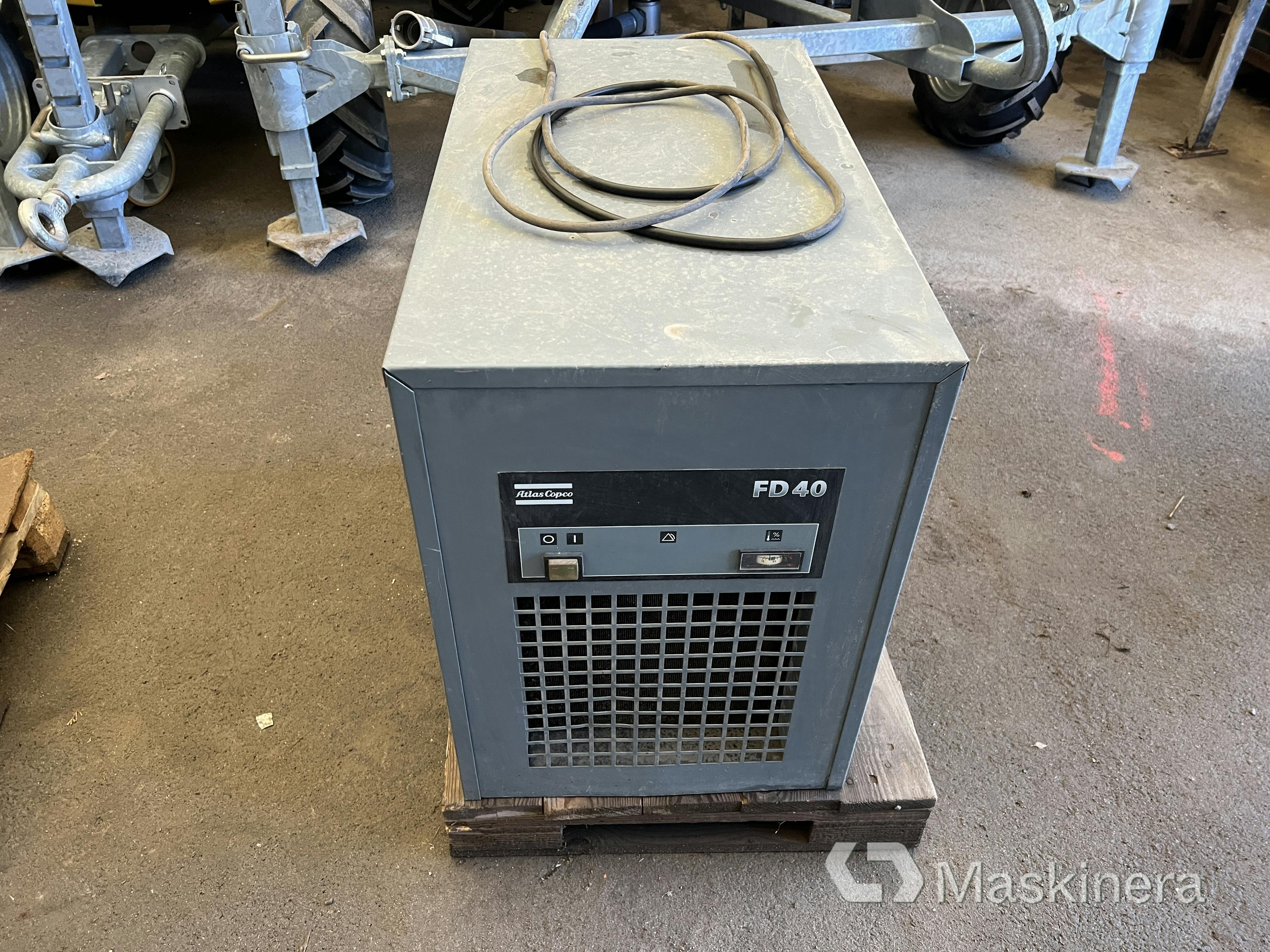 Refrigerated dryer Atlas Copco FD40
