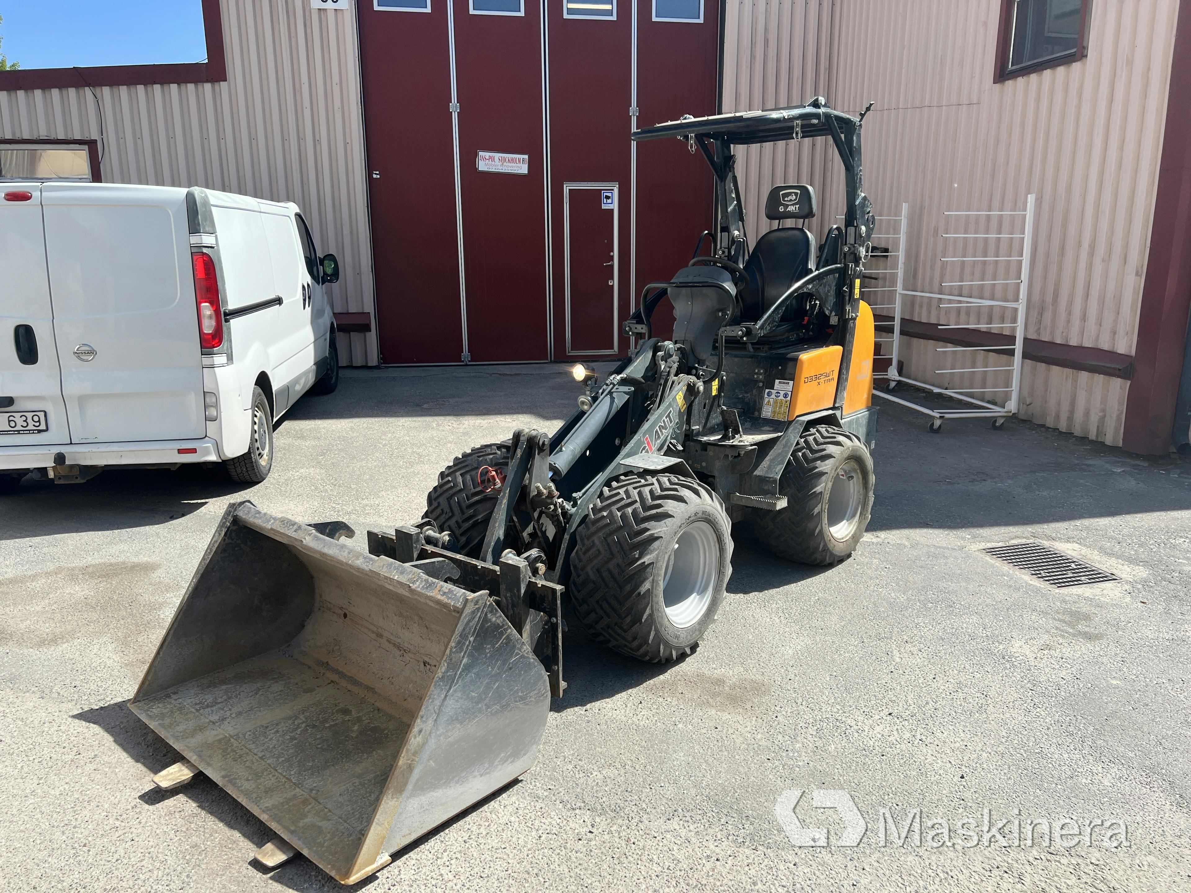 Wheel loader Giant D332 SWT X-TRA