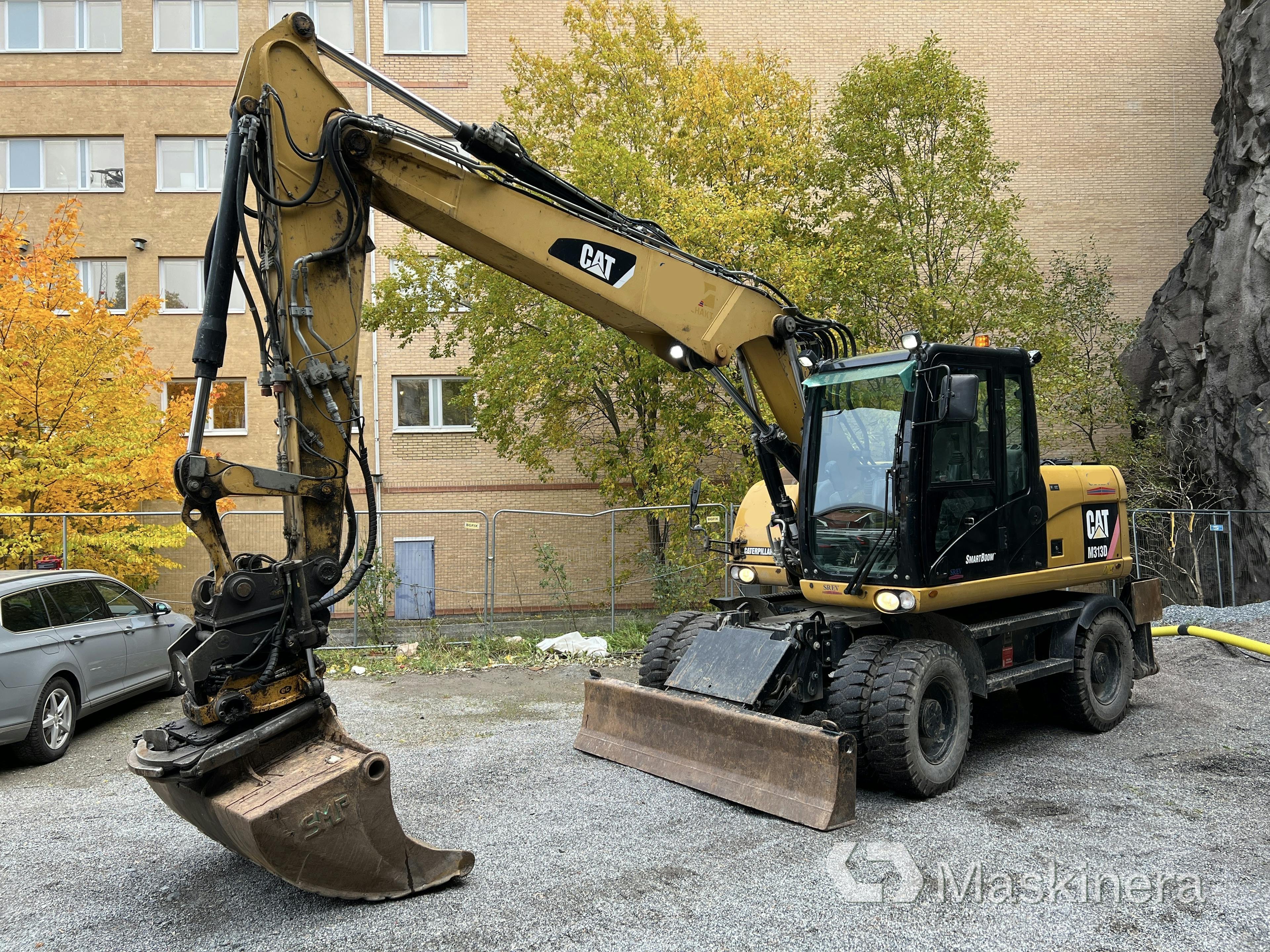 Wheeled excavator CAT M313D